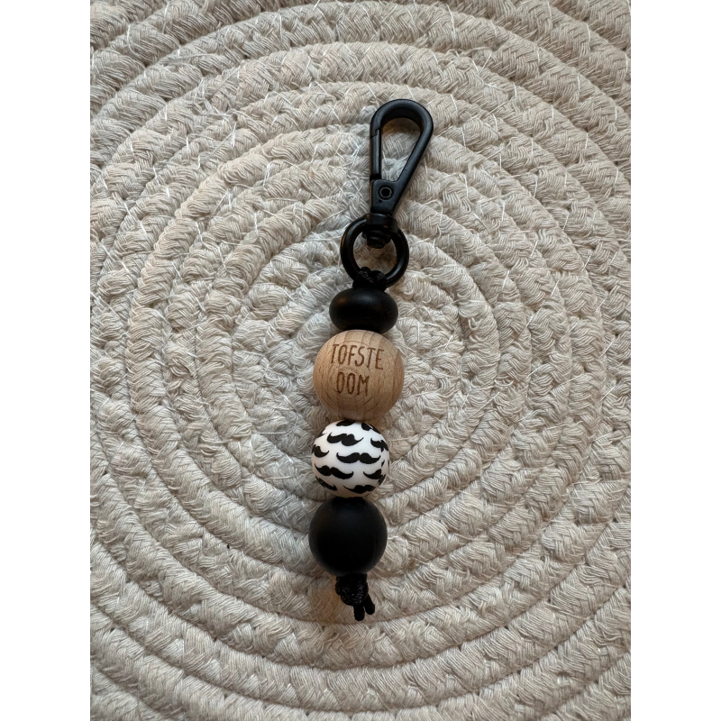 Sleutelhanger | Gegraveerde houten kraal | Tofste oom